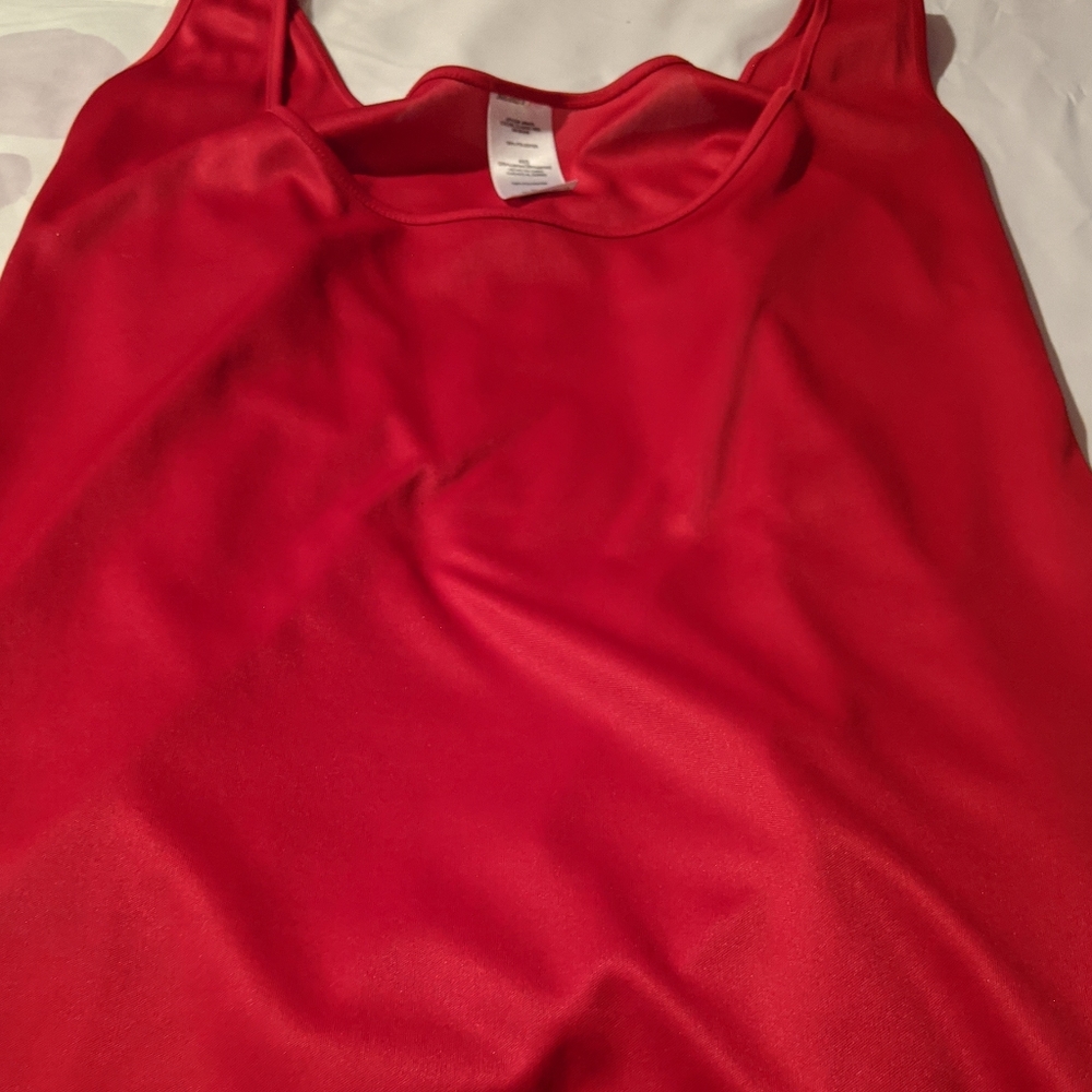 Tank top - Picture 2 of 3